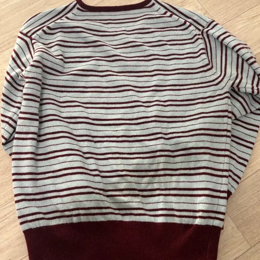[BUNJANG] Dolce Cashmere Stripe V-Neck / Che-seoul [Cashmere] Dolce Stripe V-Neck