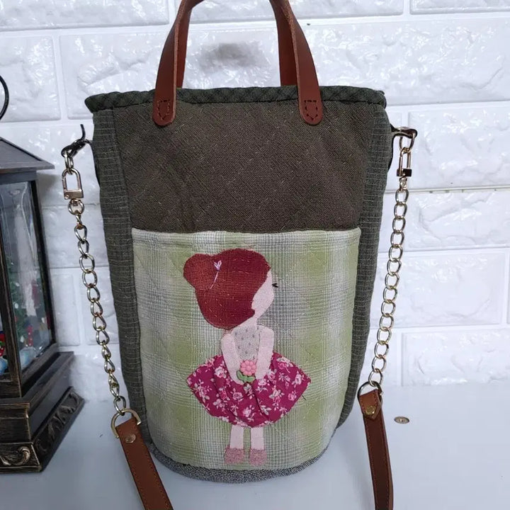 [BUNJANG] Handmade Quilted Tote Bag / 퀼트 핸드메이드 소녀손가방