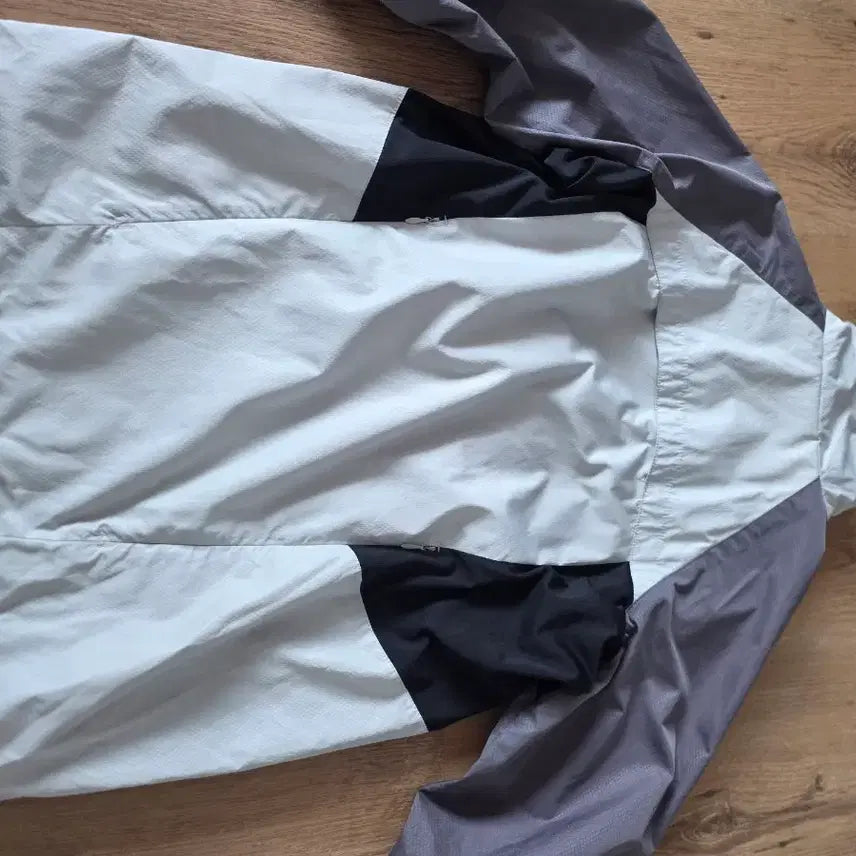 [BUNJANG] Nike Windbreaker Jacket / 나이키 바람막이 자켓