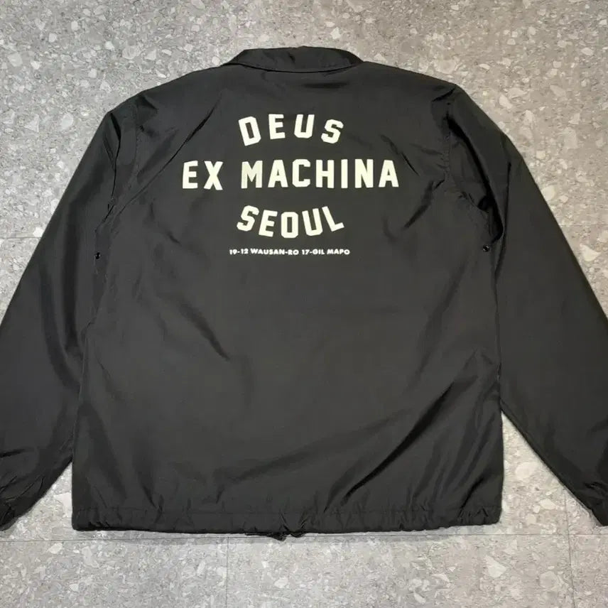 [BUNJANG] Deus Ex Machina Seoul Coach Jacket XL / 데우스 엑스마키나 서울 코치자켓 (XL)