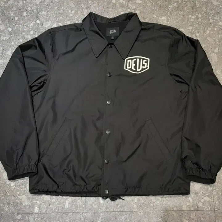 [BUNJANG] Deus Ex Machina Seoul Coach Jacket XL / 데우스 엑스마키나 서울 코치자켓 (XL)