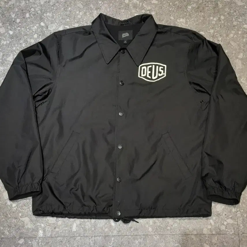 [BUNJANG] Deus Ex Machina Seoul Coach Jacket XL / 데우스 엑스마키나 서울 코치자켓 (XL)