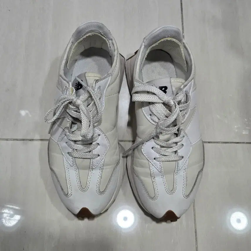 [BUNJANG] New Balance Moonbeam Leather White 240 / 뉴발란스 문빔 가죽 화이트 240