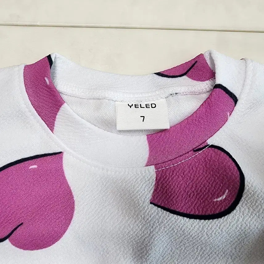 [BUNJANG] Heart 7 Top and Bottom Set / 하트 상하복 7호 (새상품인데 미세얼룩있음)