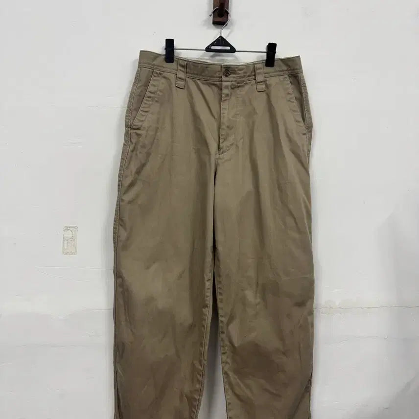 [SOLD OUT] (32)유니클로U 와이드핏 치노팬츠