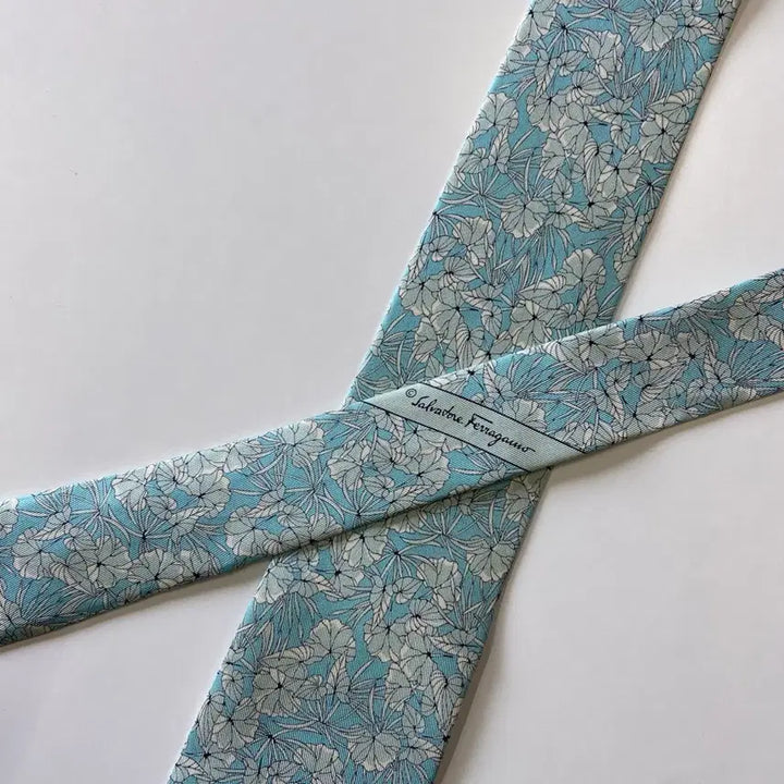 [BUNJANG] Ferragamo Necktie 8.2cm / 페레가모(Ferragamo) 명품 정품 넥타이 8.2cm