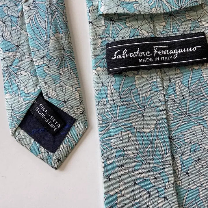 [BUNJANG] Ferragamo Necktie 8.2cm / 페레가모(Ferragamo) 명품 정품 넥타이 8.2cm