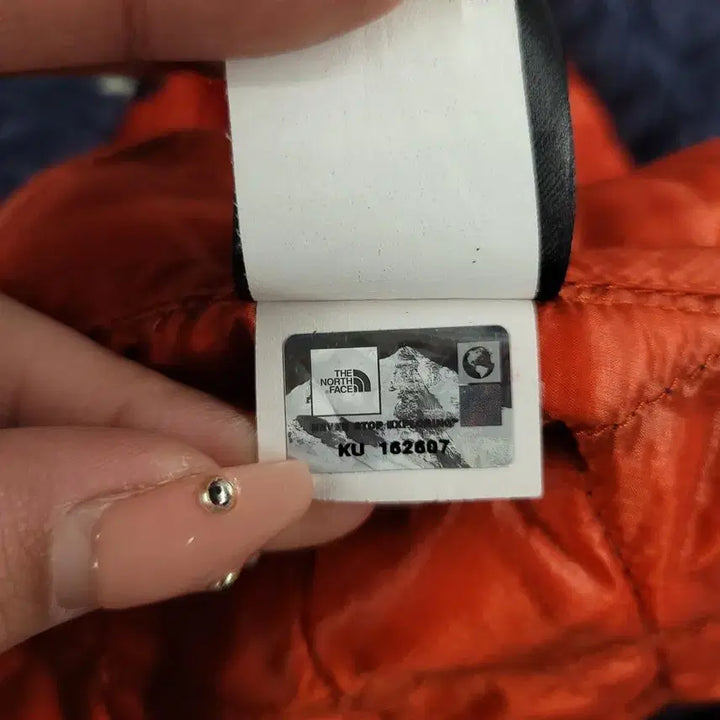 [BUNJANG] No Face Navy Orange Logo Diamond Quilting Raglan PrimaLoft Sweater / 노스페이스 반광 네이비 오렌지 로고 다이아몬드퀼팅 레글런 프리마로프트 써