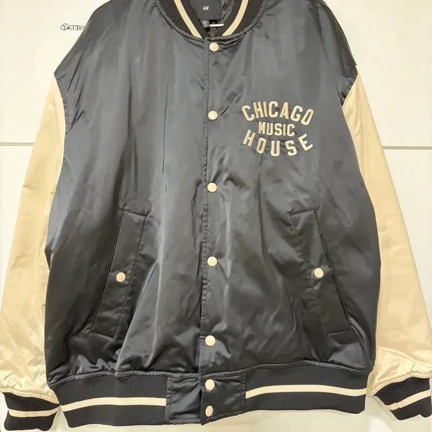 [BUNJANG] H&amp;M Chicago Varsity Jacket XL / H&amp;M 시카고 바시티 자켓 XL사이즈