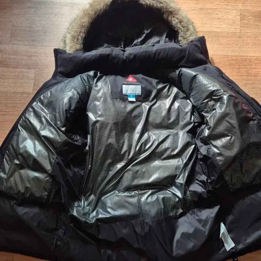 [SOLD OUT] 컬럼비아 구스 패딩 블랙XL