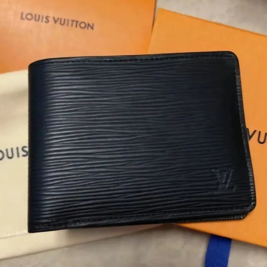 [BUNJANG] Louis Vuitton Multiple Wallet Black / 루이비통 에피 멀티플 월릿 반지갑 블랙 색상