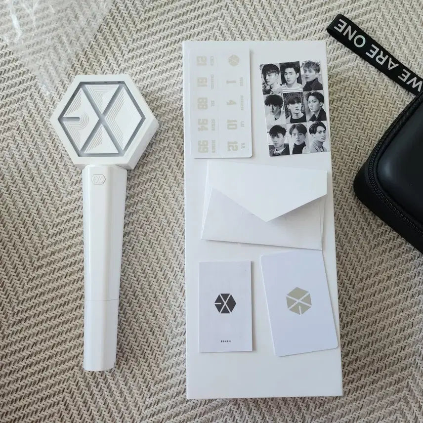 [BUNJANG] EXO Official Lightstick Ver. 2 / (새상품) 엑소 응원봉 뉴리디봉(ver.2)