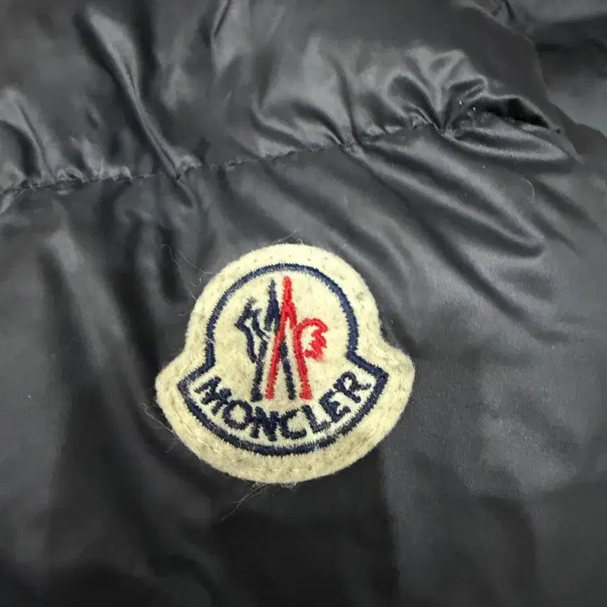 [BUNJANG] Moncler Boed Padded Jacket / 몽클레어 패딩 보에드