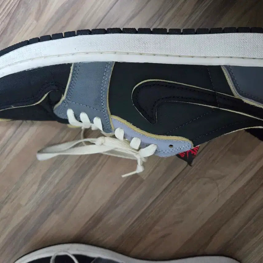 [BUNJANG] Jordan OG EX Black and Smoke Grey Sneakers / 조던 og ex 블랙 앤 스모크 그레이 275