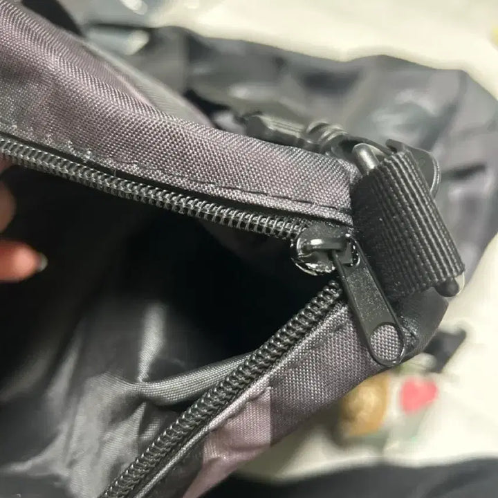 [BUNJANG] Bape Magazine Shoulder Bag / Bape 베이프 잡지 부록 가방