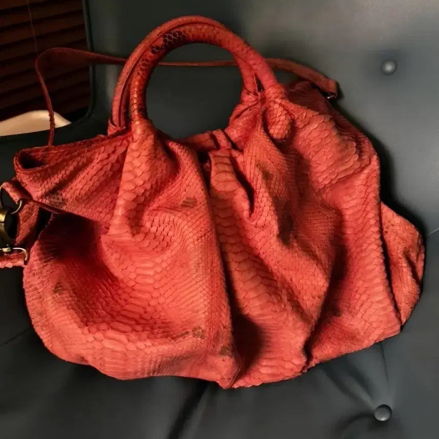 [BUNJANG] Custom Pink Python Leather Big Bag / 맞춤 수입이라 하나밖에 없는 핑크 파이톤 가죽 빅백 스트랩탈부착 가능