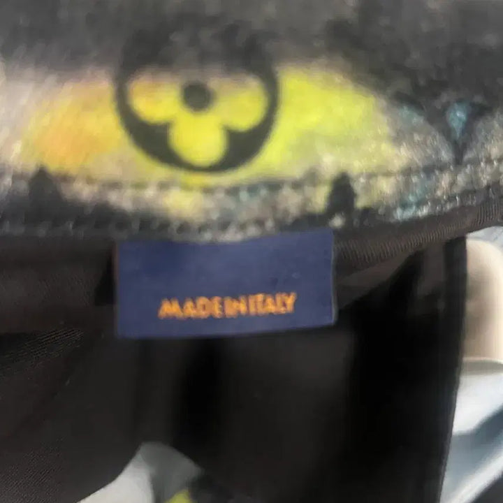 [BUNJANG] Louis Vuitton Tie-Dye Windbreaker Denim Cargo Pants / 루이비통 타이다이 윈드자켓 데님카고바지