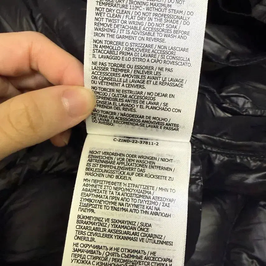 [BUNJANG] Moncler Quilted Goose Down Padded Jacket / [M]몽클레어 퀄팅 구스다운 패딩