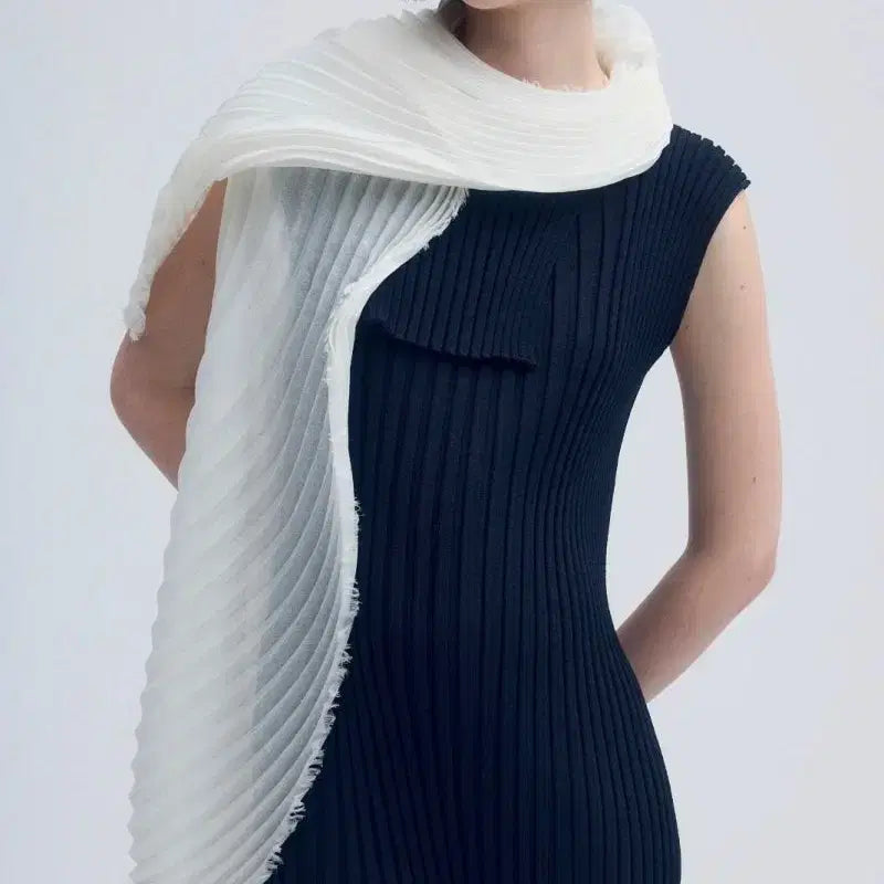 [BUNJANG] Issey Miyake Wavering Coat & Scarf Set / 이청아님 착용)이세이미야케 웨이버링 코트&스카프 ~