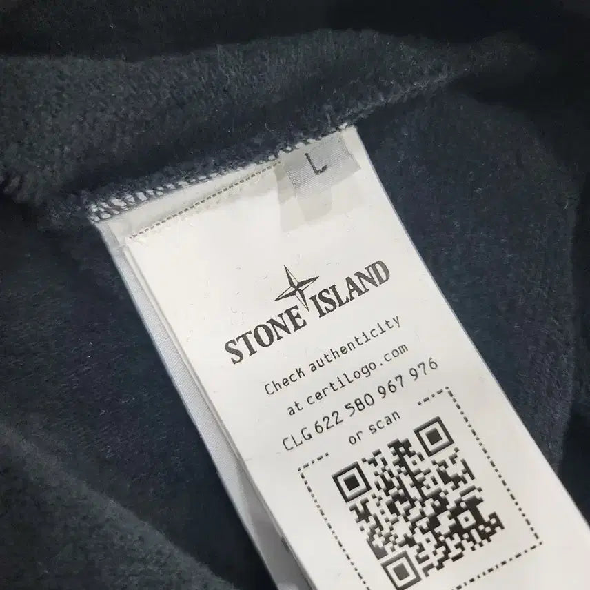 [BUNJANG] Stone Island Embroidered Logo Black Sweatshirt / 스톤아일랜드 자수로고 블랙 맨투맨 티셔츠