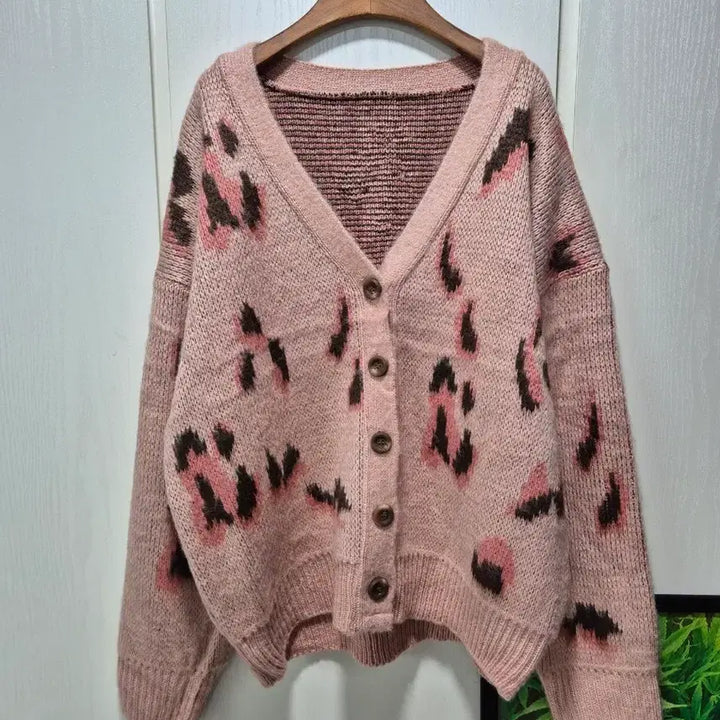 [BUNJANG] Pink Leopard Knit Cardigan / (세일)핑크 레오파드 니트 가디건