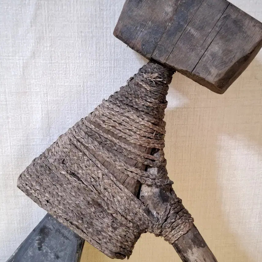 [BUNJANG] Antique Stone Axe / 옛날 돌도끼