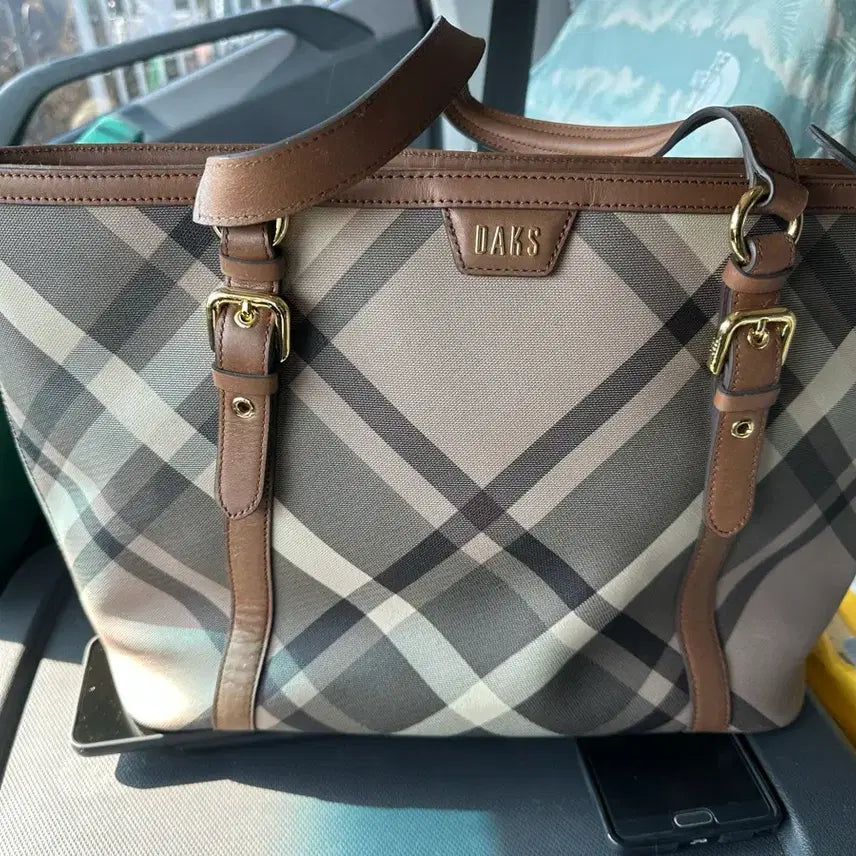 [BUNJANG] Clutch Bag (2) / 닥스가방 판매합니다  2개 클러치 시장 장보기용 좋습니다