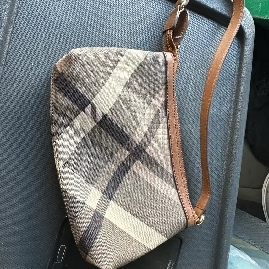 [BUNJANG] Clutch Bag (2) / 닥스가방 판매합니다  2개 클러치 시장 장보기용 좋습니다