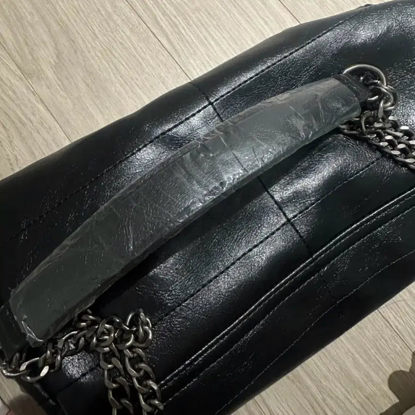 [BUNJANG] Leather Shoulder Bag / 레더 숄더백