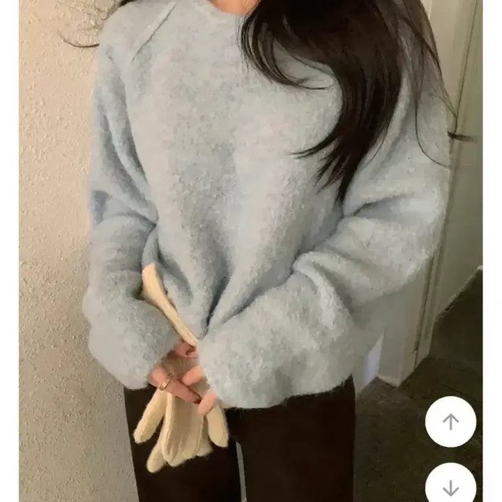 [BUNJANG] Sonnyeo Recipe Snow Flake Boucle Round Knit Sweater / 소녀레시피 눈송이 부클 라운드 니트 스카이블루