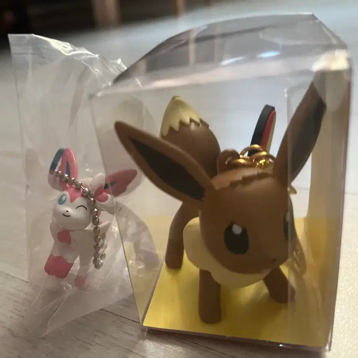 [BUNJANG] Pokemon Eevee & Sylveon Figure Bundle Set / 포켓몬 이브이 님피아 피규어 키링 일괄팬매