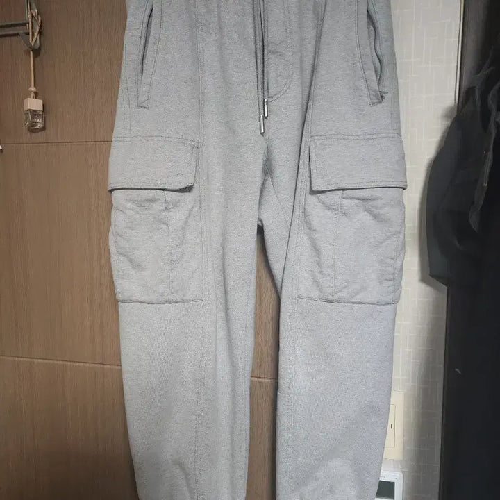 [BUNJANG] Solid Homme Gray Cargo Jogger Pants / 솔리드 옴므 그레이 카고 조거팬츠 46