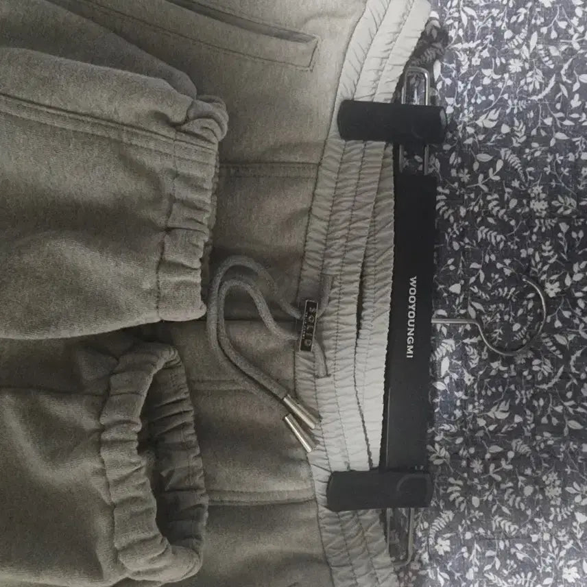 [BUNJANG] Solid Homme Gray Cargo Jogger Pants / 솔리드 옴므 그레이 카고 조거팬츠 46