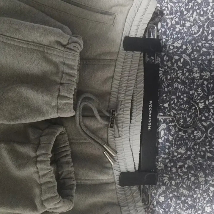 [BUNJANG] Solid Homme Gray Cargo Jogger Pants / 솔리드 옴므 그레이 카고 조거팬츠 46
