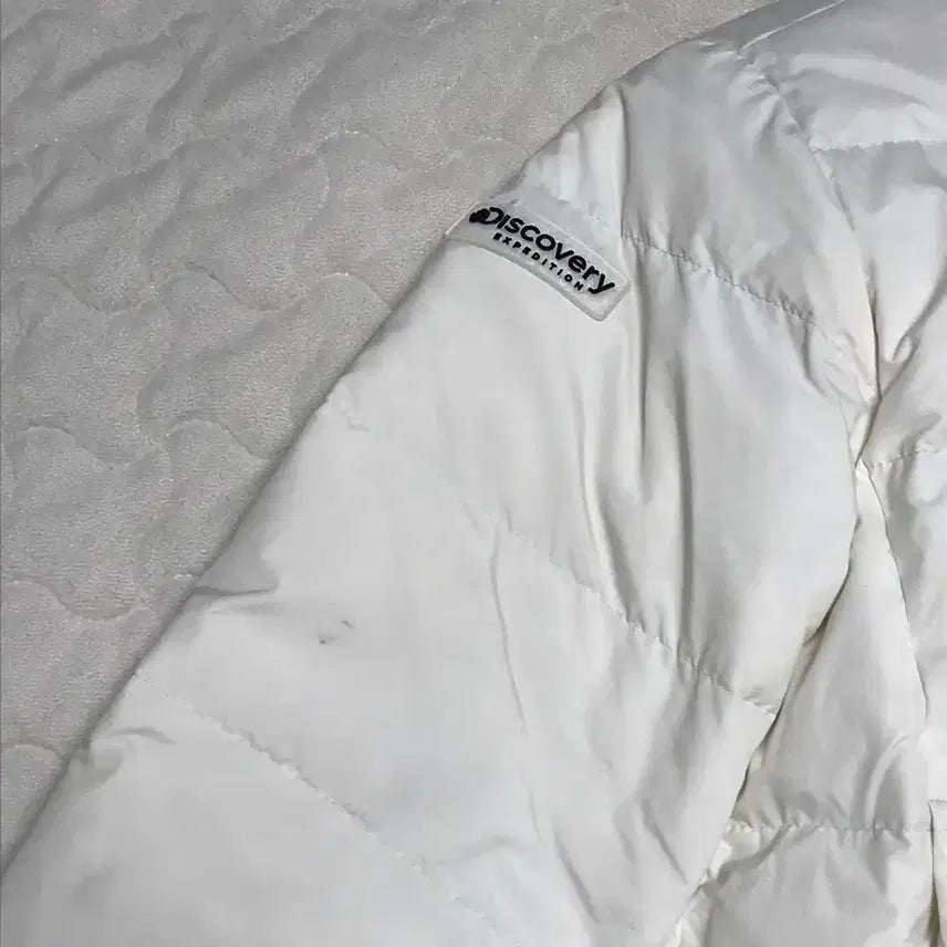 [BUNJANG] Discovery Lightweight Padded Jacket / 디스커버리 경량패딩