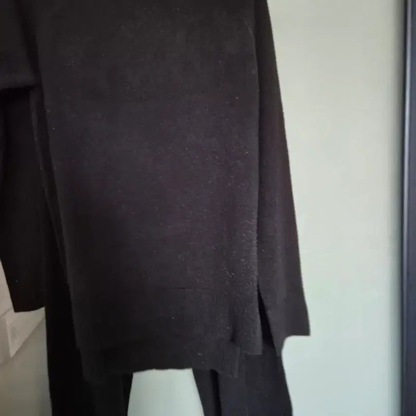 [BUNJANG] Curating Black Knit Top and Bottom Set / ㅎCurating 블랙 니트 상하의 세트