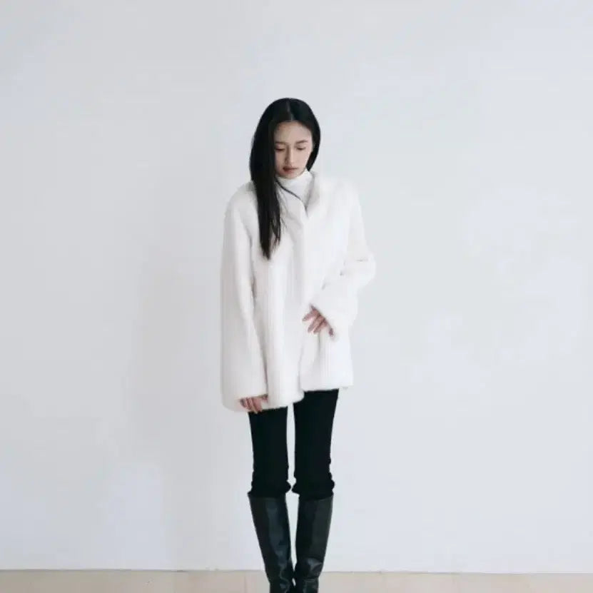 [BUNJANG] Muffluer Fur Coat / 윤슬샵 Muffluer fur coat