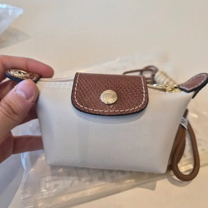 [BUNJANG] Longchamp Mini Keyring Paper Color / [롱샴(LONGCHAMP)] 롱샴 미니 키링 페이퍼컬러
