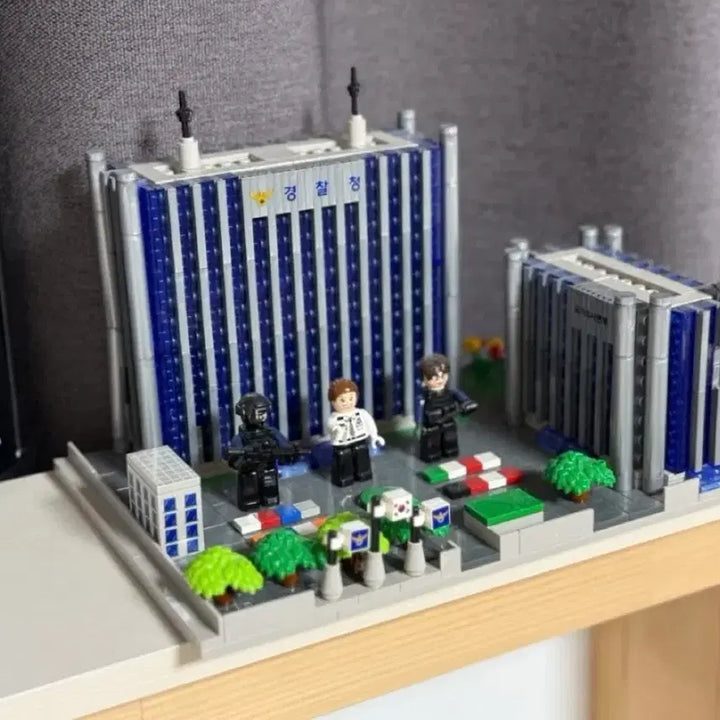 [BUNJANG] Oxford Police Hall Collaboration Building Set / 경찰청 국가수사본부 건물 옥스포드 콜라보 제품입니다