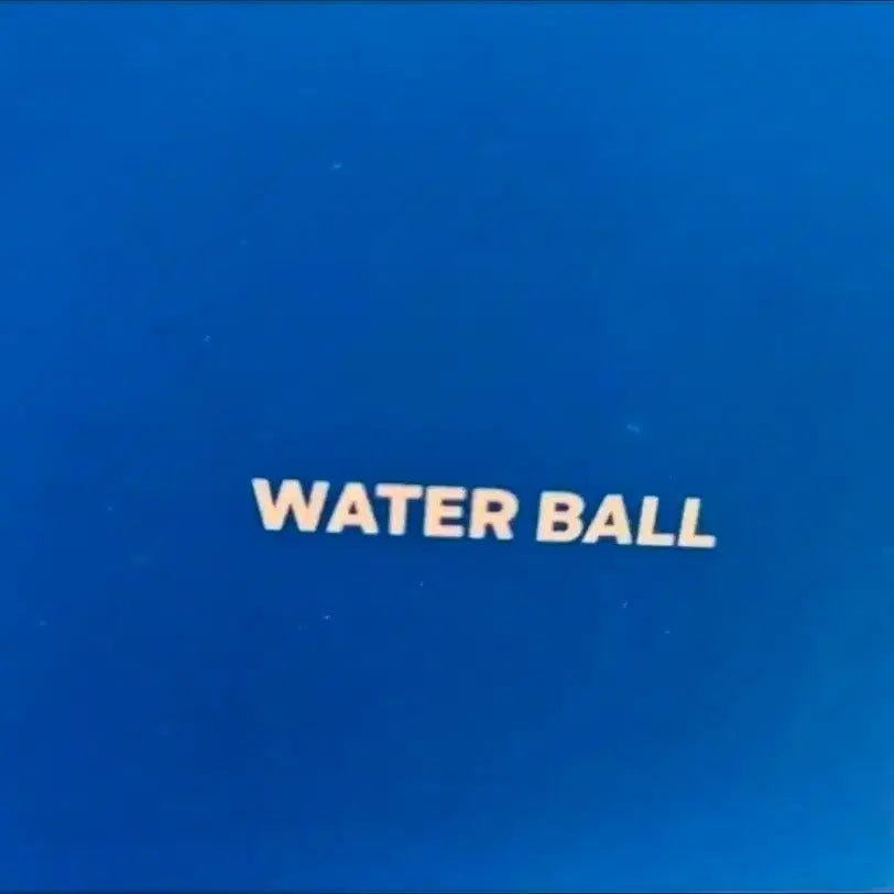 [BUNJANG] BTS Waterball Snowball Clock Decoration / 새상품)  BTS 워터볼 스노우볼 시계 장식 판매합니다