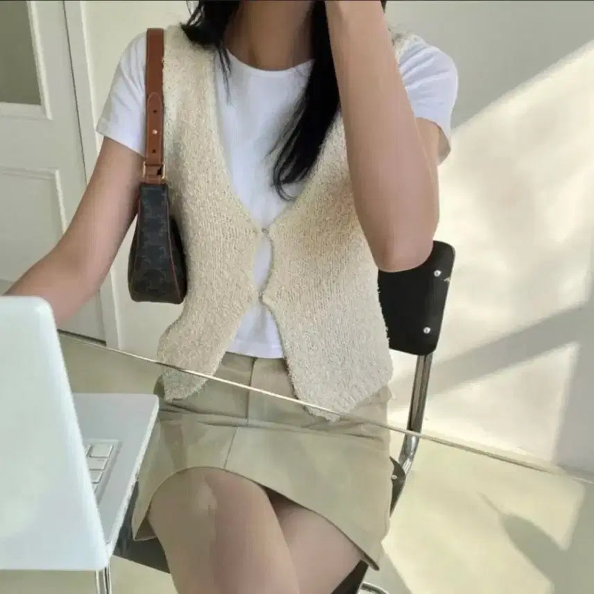 [BUNJANG] Moninne Western Vest / 모닌느 웨스턴 베스트