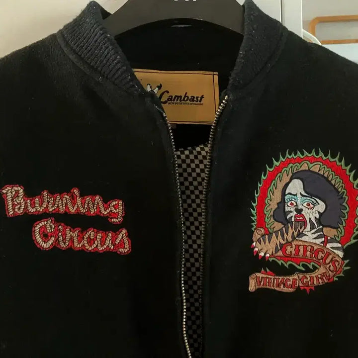 [BUNJANG] Varsity Jacket [Size 55] / 바시티 재킷[55]