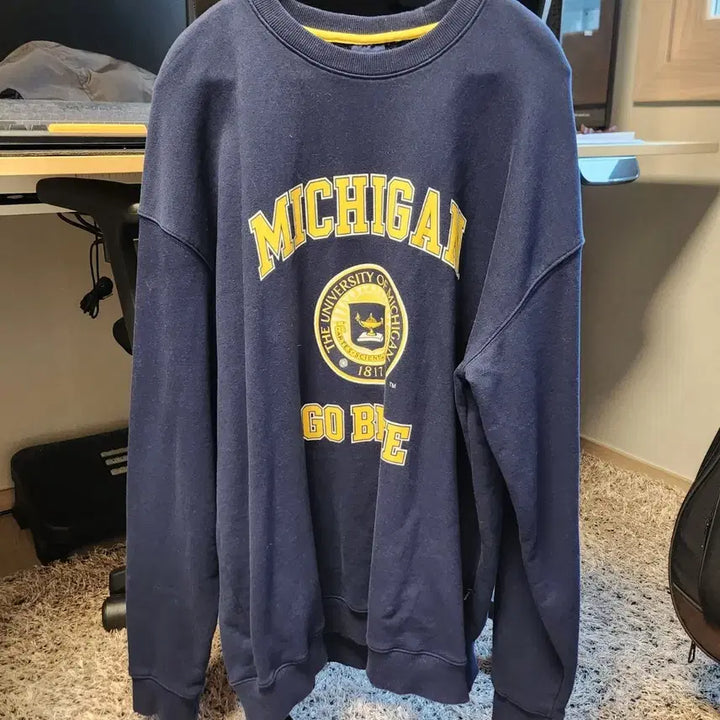 [BUNJANG] New Era Men's Sweatshirt XL / 뉴에라 남자 맨투맨 XL