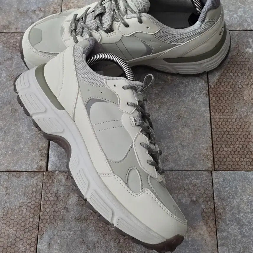 [BUNJANG] Discovery 버킷 마운틴 LT Sneakers / (240)디스커버리 버킷 마운틴 lt 스니커즈 운동화