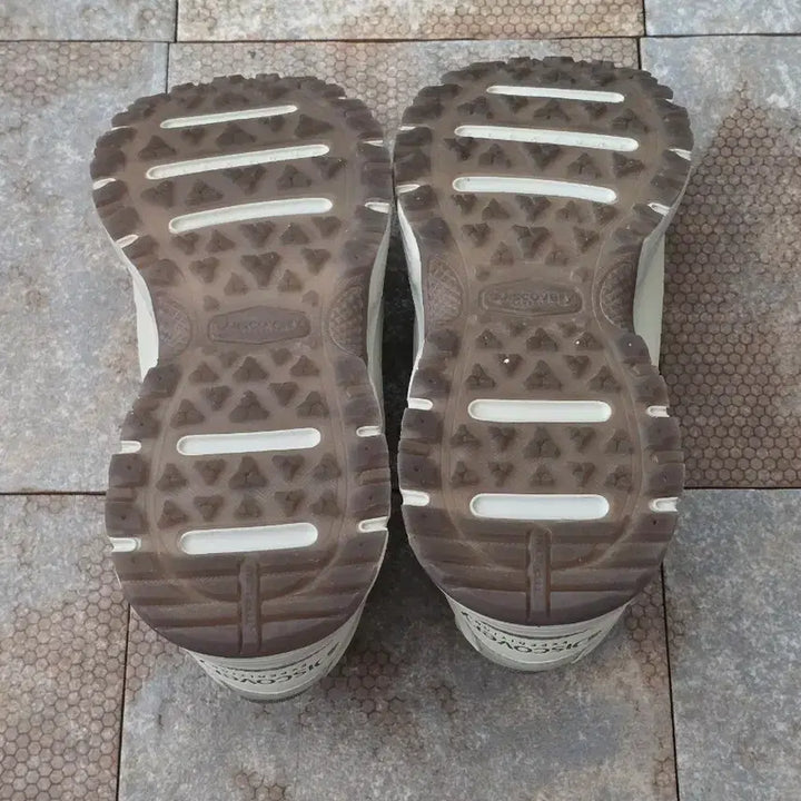 [BUNJANG] Discovery 버킷 마운틴 LT Sneakers / (240)디스커버리 버킷 마운틴 lt 스니커즈 운동화