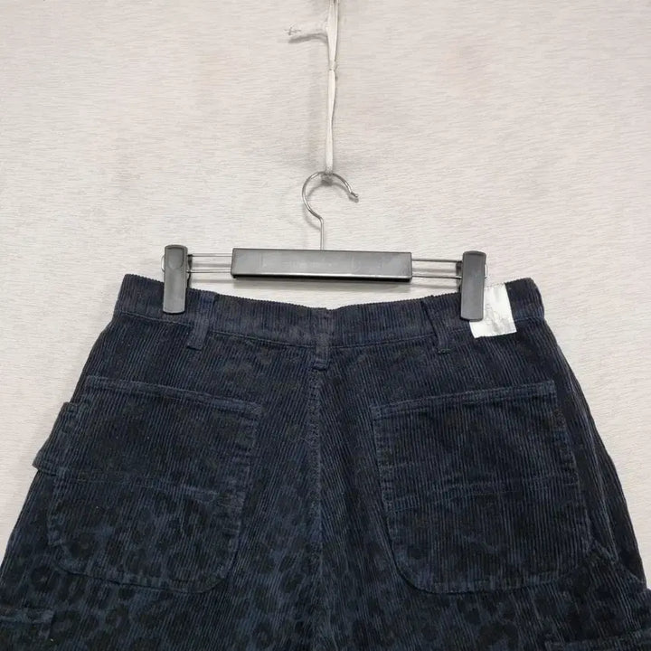 [BUNJANG] Peach Corduroy Leopard Print Pants - Men&
