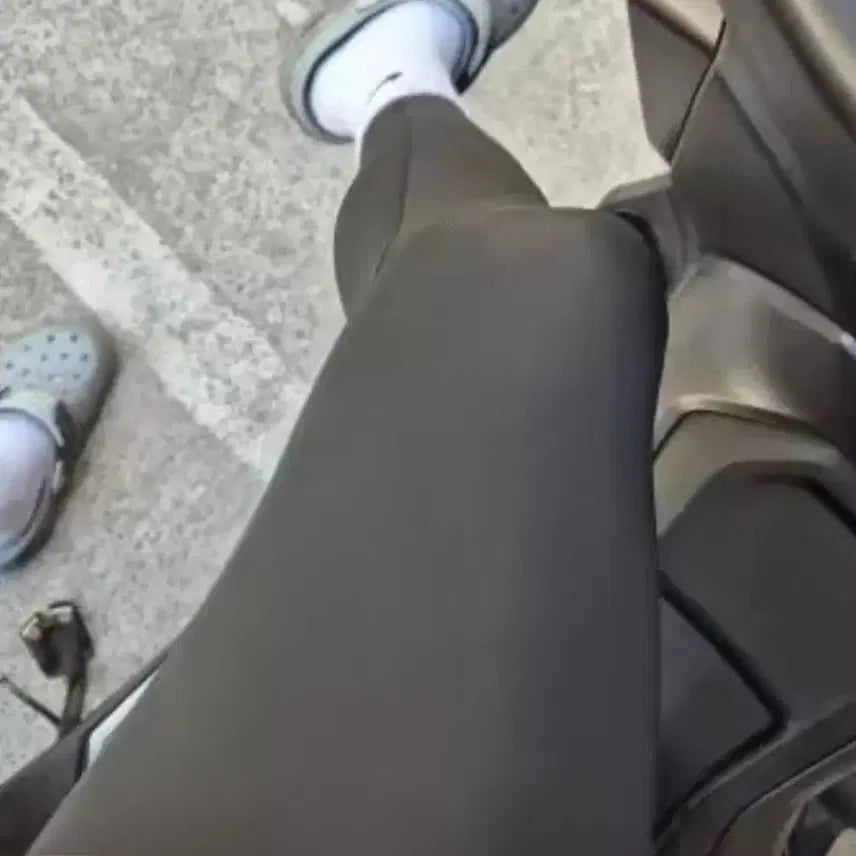 [BUNJANG] Black Leggings 6 Pieces / 프로 블랙 레깅스 6장 40000원