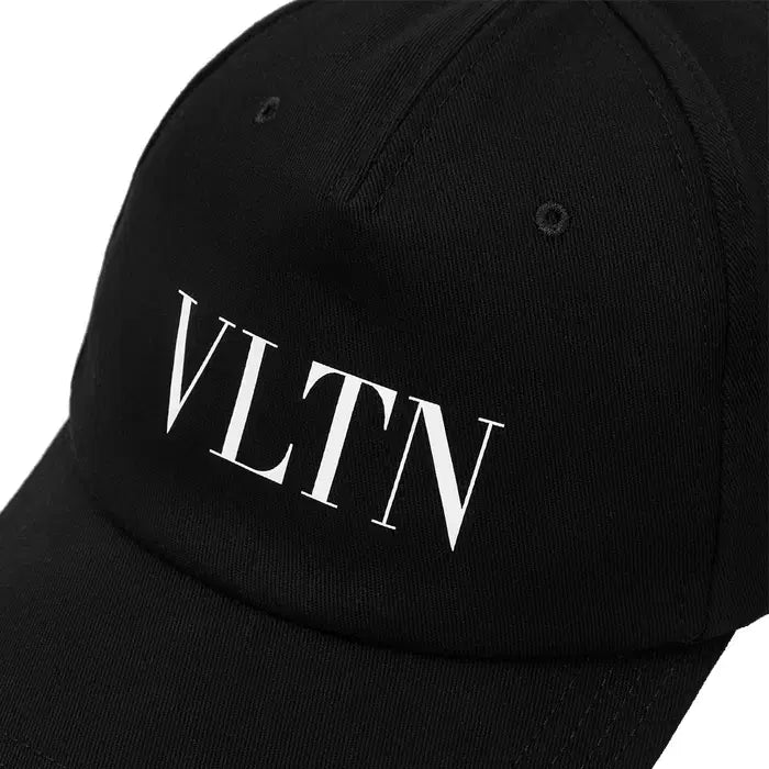 [BUNJANG] Valentino VLTN Logo Baseball Cap Black / 발렌티노 VLTN 로고 베이스 볼캡 블랙 VY2HDA10TNQ