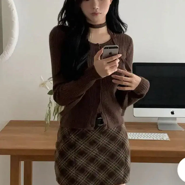 [BUNJANG] Choconekt Slim Fit Cardigan Brown / 초커넥 슬림핏 가디건 브라운