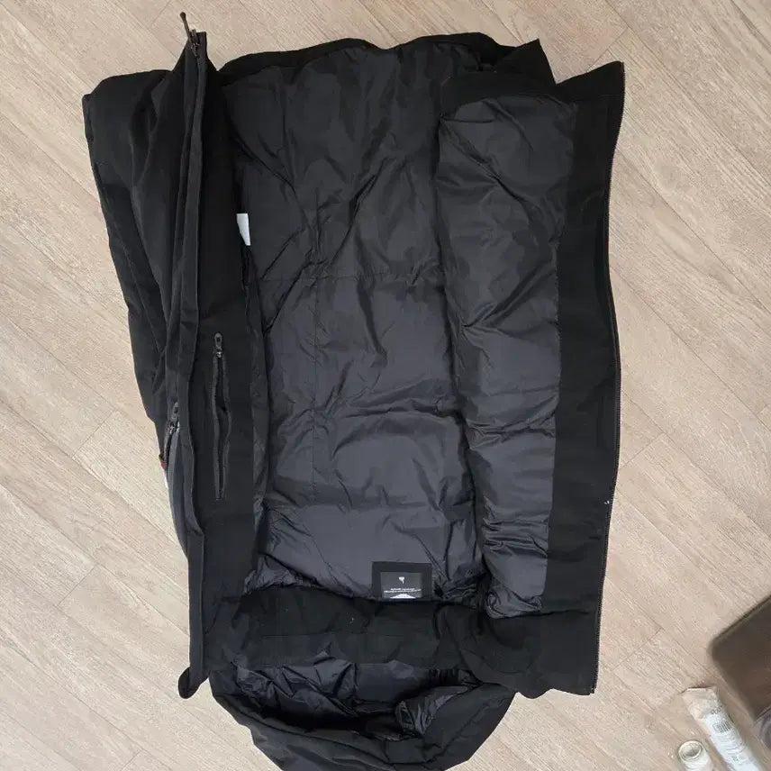 [BUNJANG] Dynafit Goose Down Vest 100 / 다이나핏거위털조끼패딩100